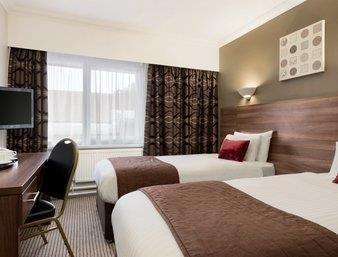 Riverside Hotel 3*