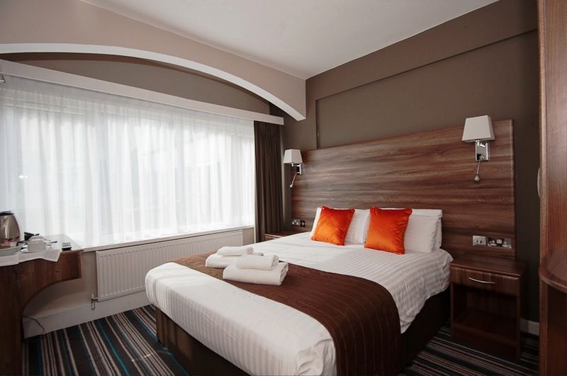 Отель Riverside Кенилворт