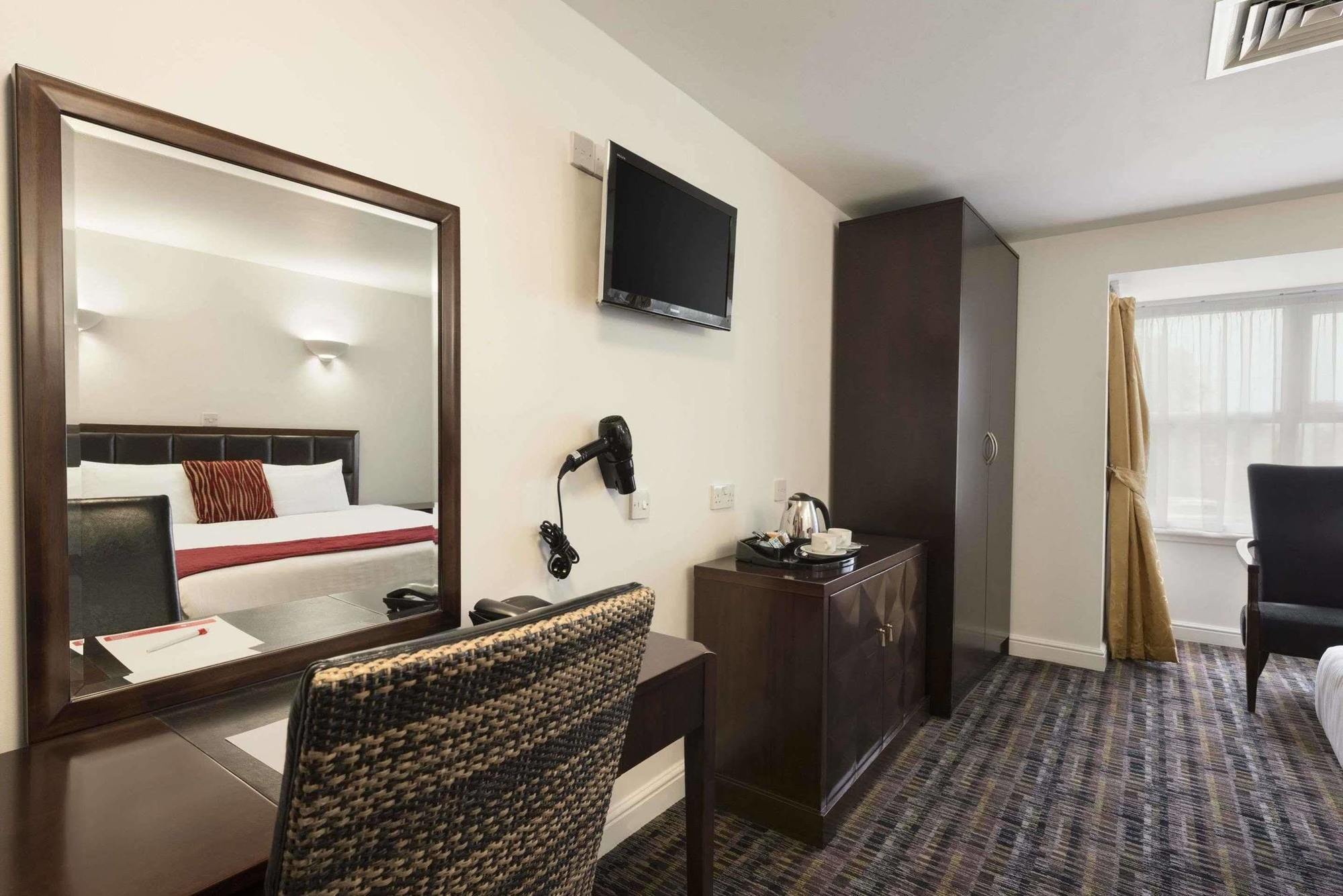 Hotel Riverside